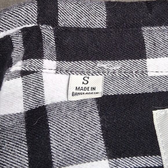 Jachs Girlfriend Black and White Plaid Button Up Grunge Goth Longsleeve Shirte - Picture 9 of 16